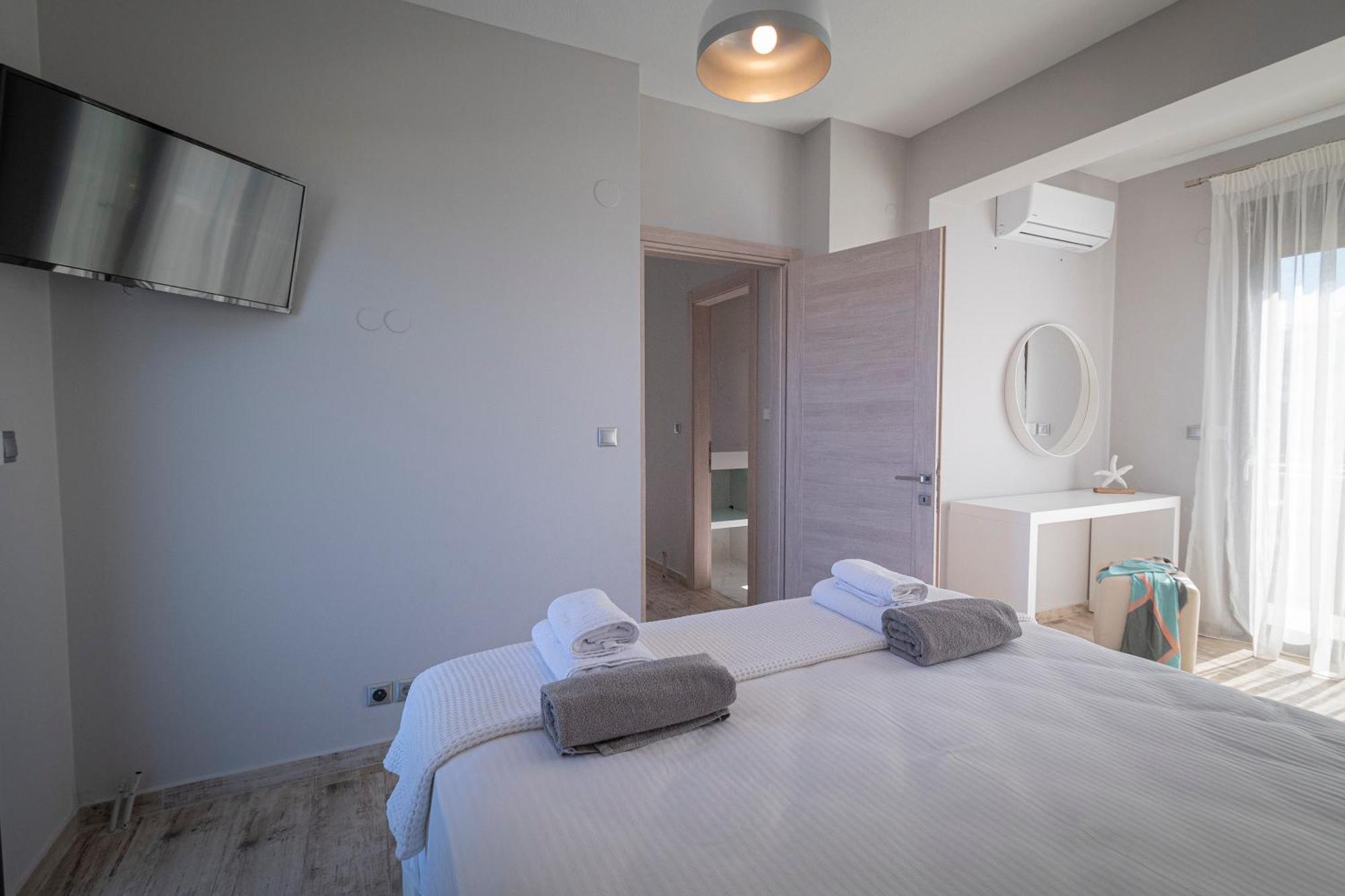 Bellevue Villas With Private Pool Ханиоти Екстериор снимка